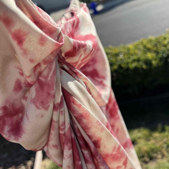 Pretty Little Thing Fuschia Tie Die Ruched Side Midi Skirt Size 4 - Picture 5 of 6